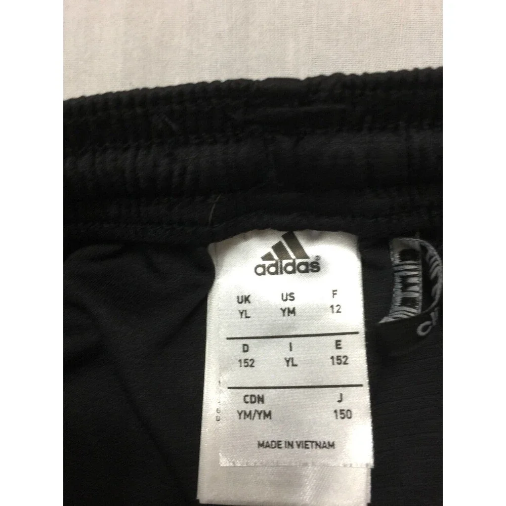 🌎🌎🌎  ADIDAS CLIMALITE BOYS ATHLETIC SHORTS SIZE YM  🌎🌎🌎